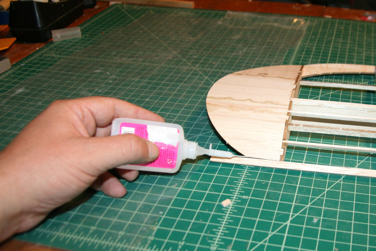Gluing the last bit of the last part - right wingtip.